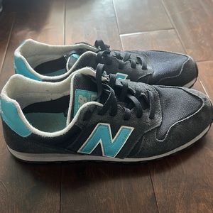 used NEW BALANCE sneakers men size 10.5